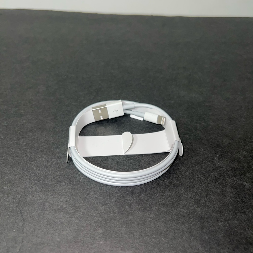 Apple iPhone USB Charger NEW